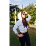 Beyaz Kalın İçi Polarlı Kapüşonlu Normal Kesim Desenli Crop Örme Sweat - Görsel 5