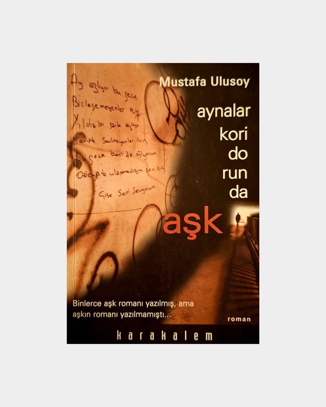 Aynalar Koridorunda Aşk
